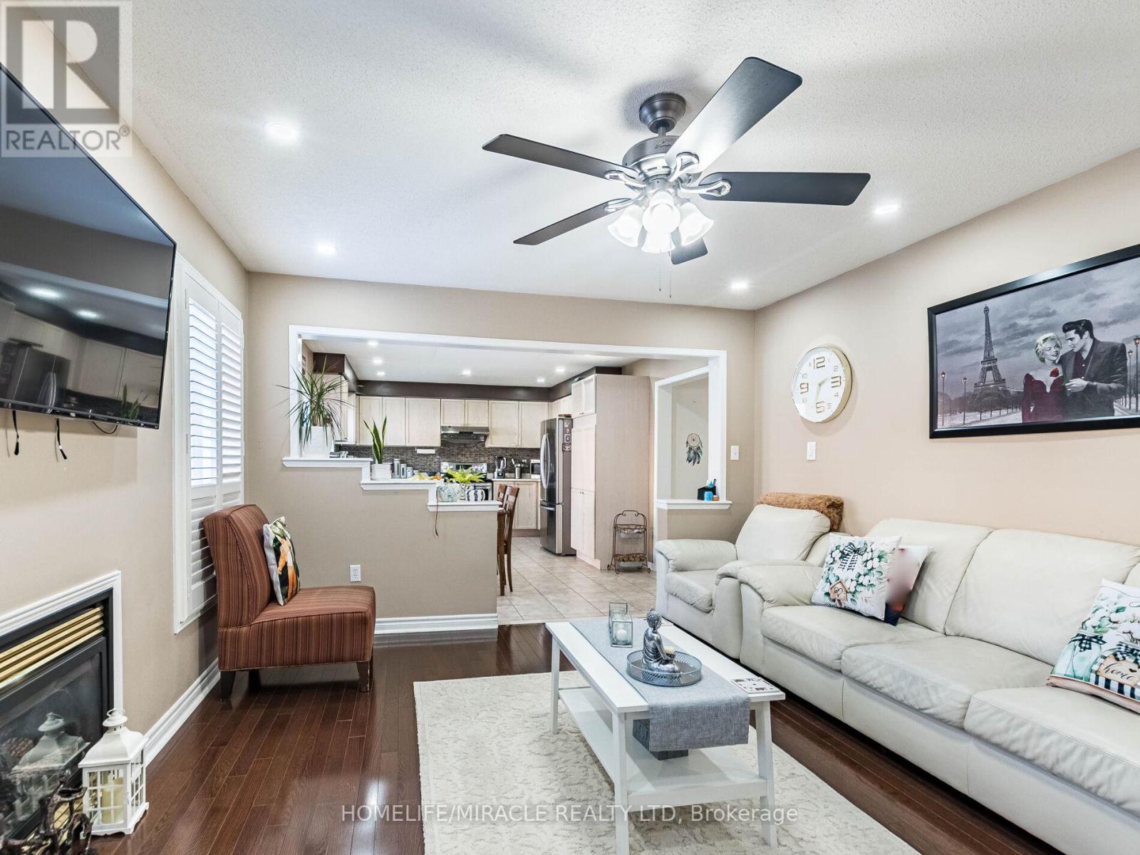 5 Sams Crescent, Brampton, Ontario  L7A 3T8 - Photo 9 - W12879334