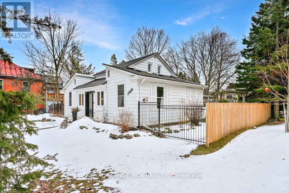 1429 Queen Street, Caledon, Ontario  L7K 0E4 - Photo 4 - W12909760