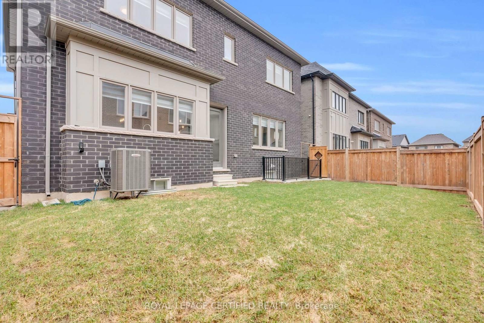 74 Boulton Trail, Oakville, Ontario  L6H 0Z9 - Photo 48 - W12952128