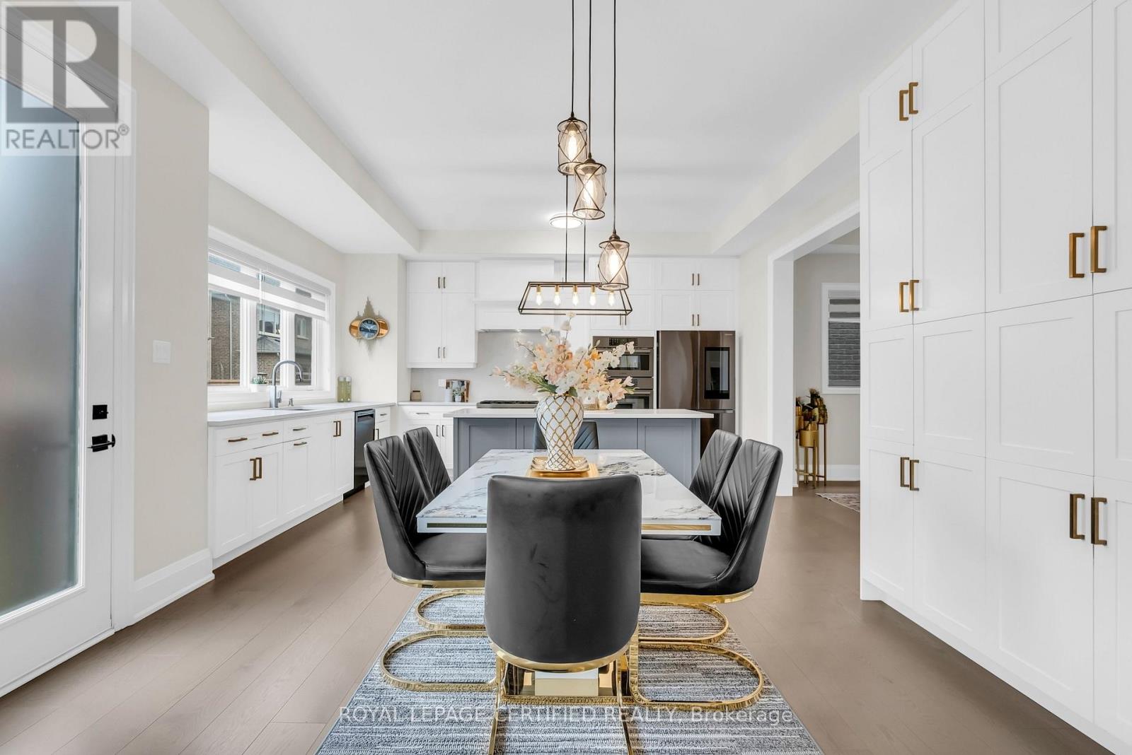 74 Boulton Trail, Oakville, Ontario  L6H 0Z9 - Photo 13 - W12952128