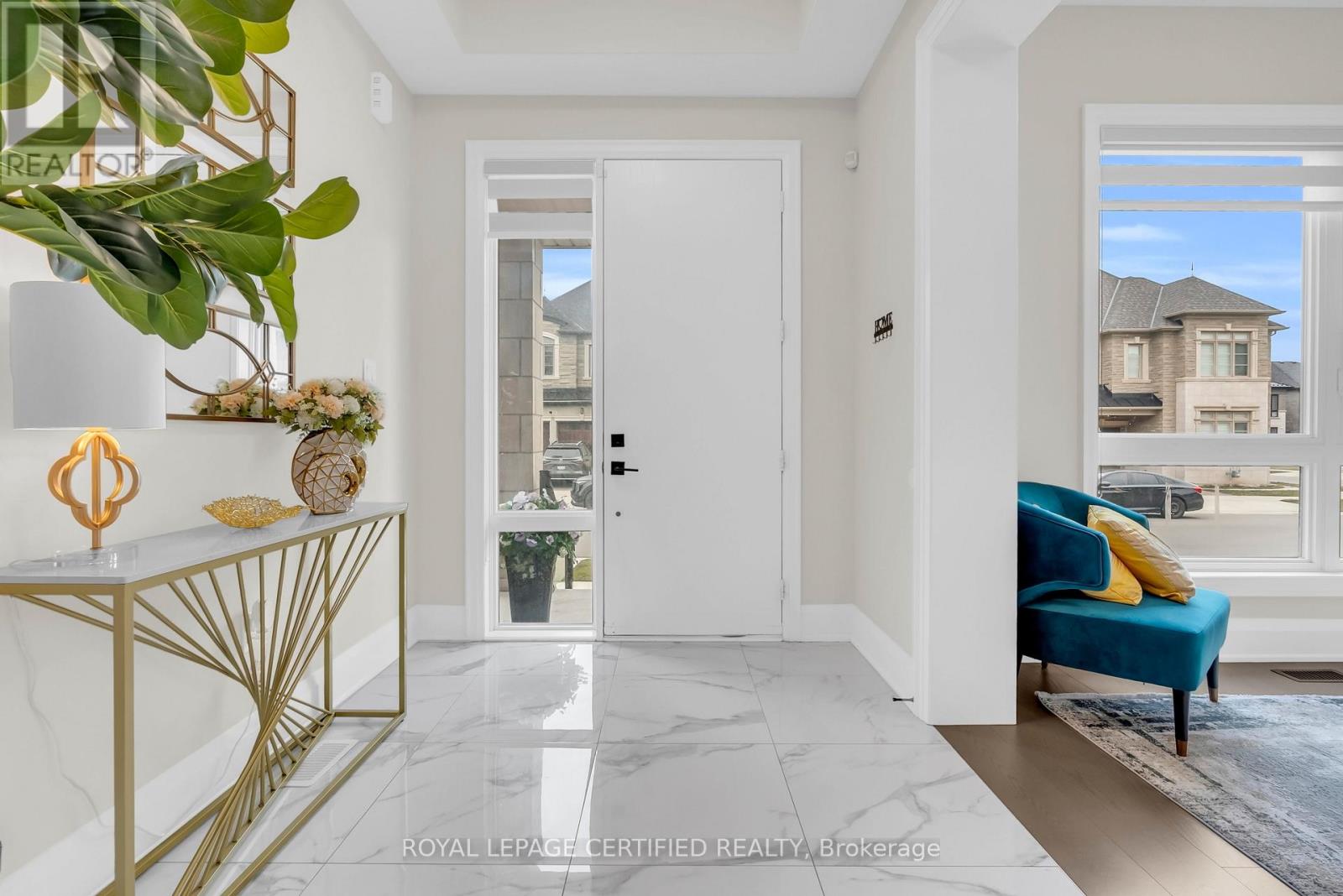 74 Boulton Trail, Oakville, Ontario  L6H 0Z9 - Photo 5 - W12952128