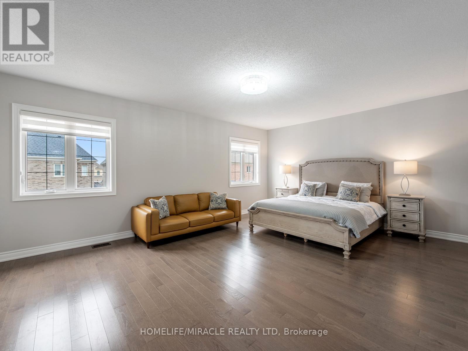 10 Erintown Crescent, Brampton, Ontario  L6P 4H2 - Photo 22 - W12952818