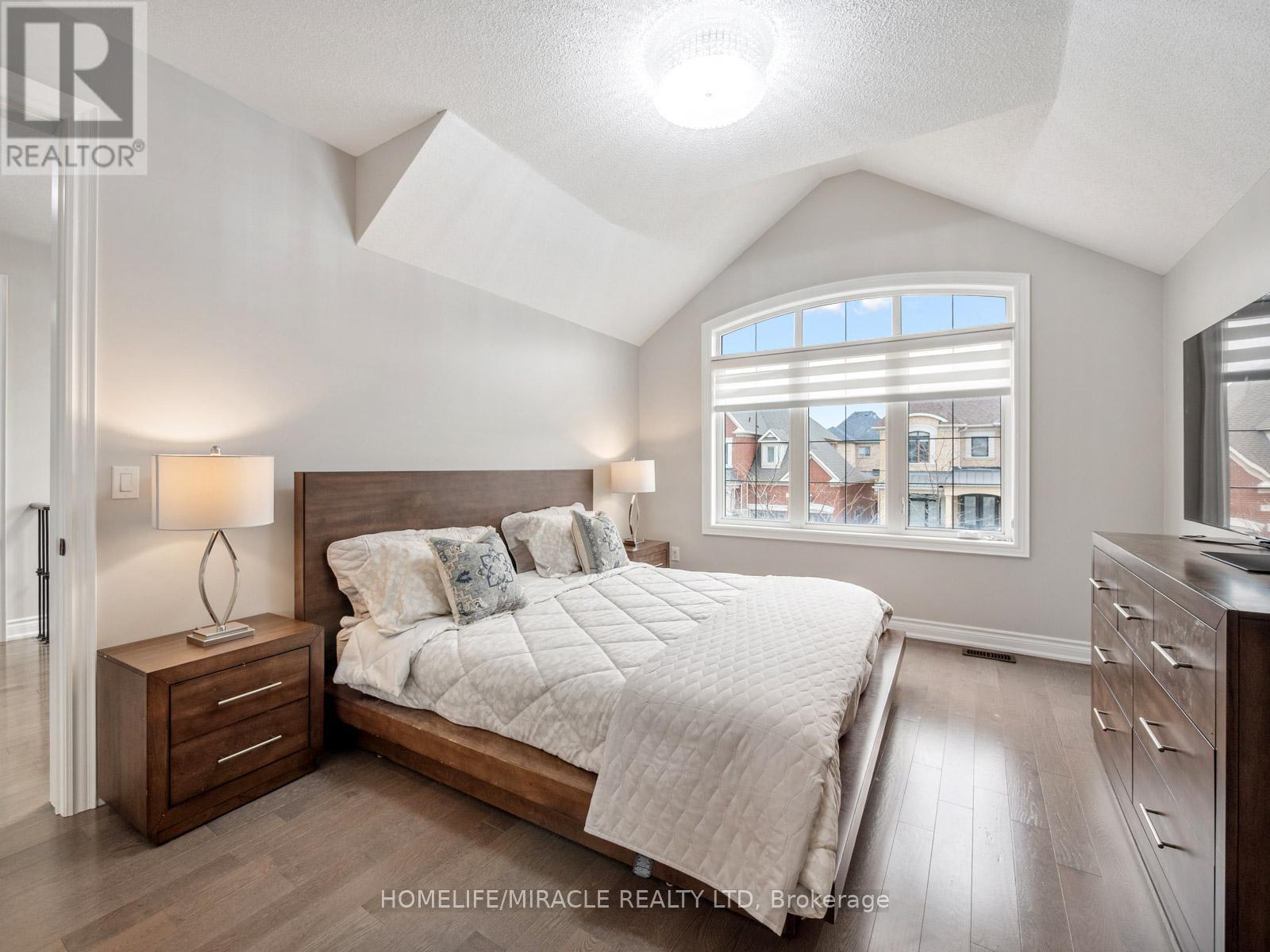 10 Erintown Crescent, Brampton, Ontario  L6P 4H2 - Photo 28 - W12952818