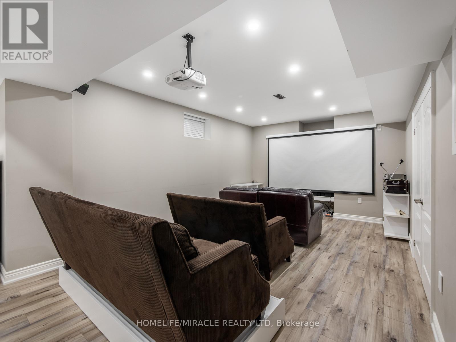 10 Erintown Crescent, Brampton, Ontario  L6P 4H2 - Photo 36 - W12952818