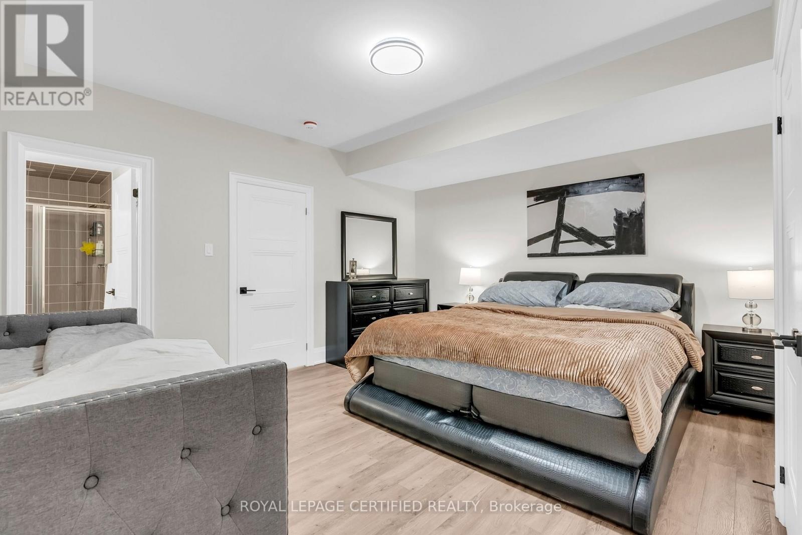 74 Boulton Trail, Oakville, Ontario  L6H 0Z9 - Photo 45 - W12952128