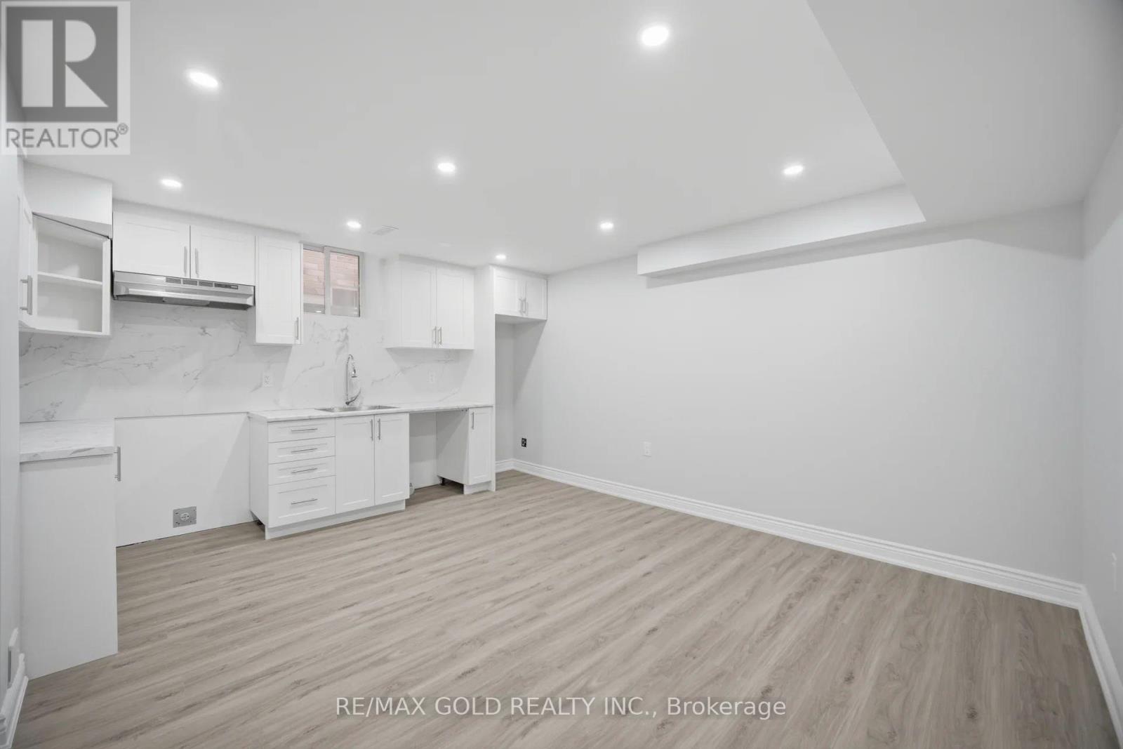 11 Sinatra Street, Brampton, Ontario  L6R 4B3 - Photo 30 - W12955394