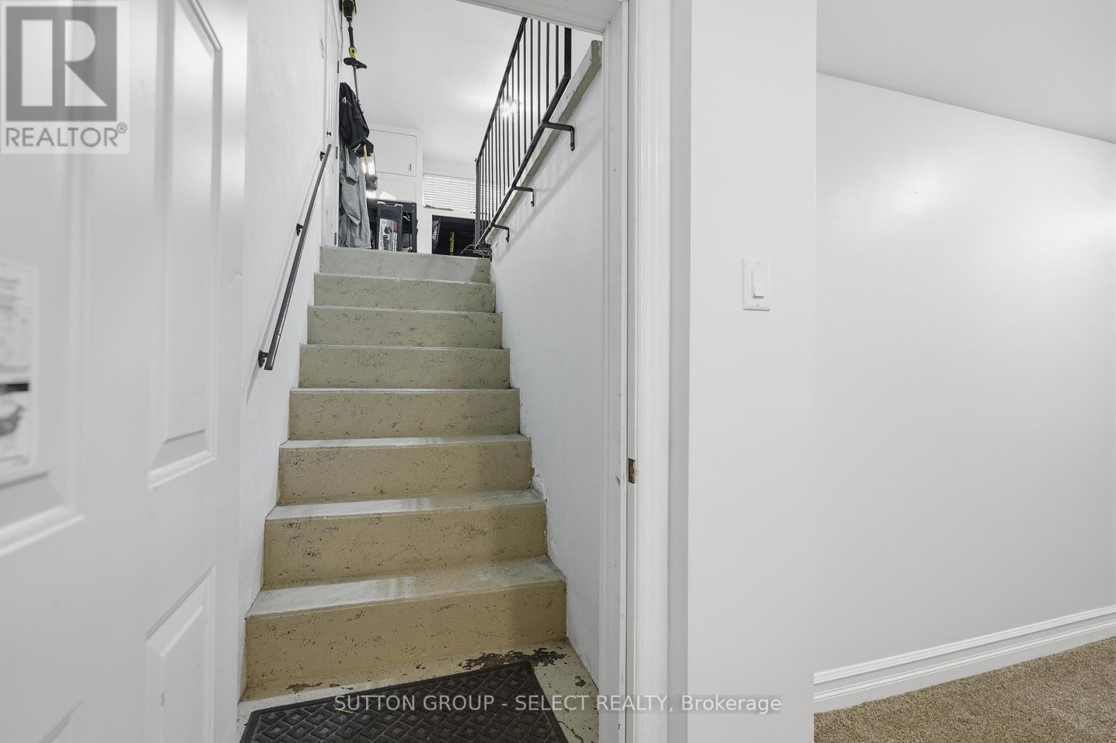 9 Northcrest Drive, London North, Ontario  N5X 3V7 - Photo 36 - X12959254