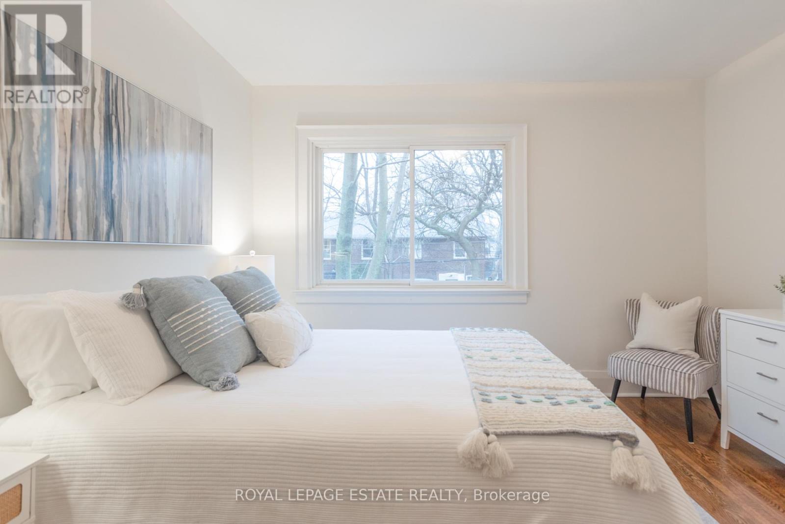 358 Victoria Park Avenue, Toronto, Ontario  M4E 3S8 - Photo 17 - E12959274