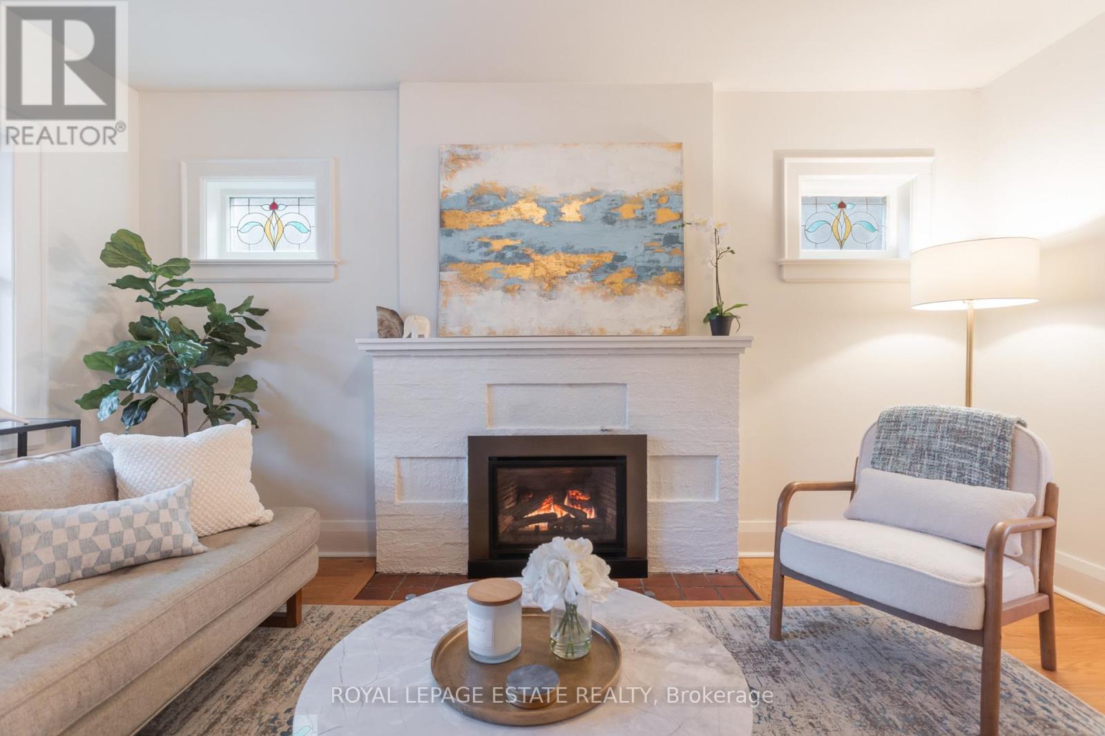 358 Victoria Park Avenue, Toronto, Ontario  M4E 3S8 - Photo 4 - E12959274