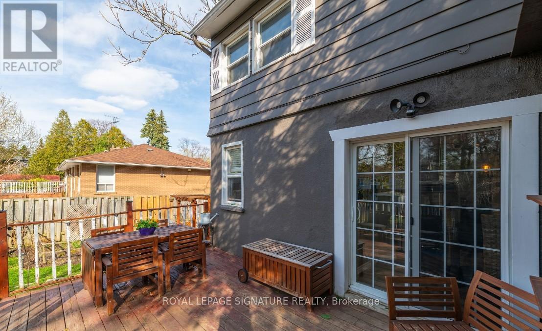 219 Angelene Street, Mississauga, Ontario  L5G 1X3 - Photo 5 - W12954148