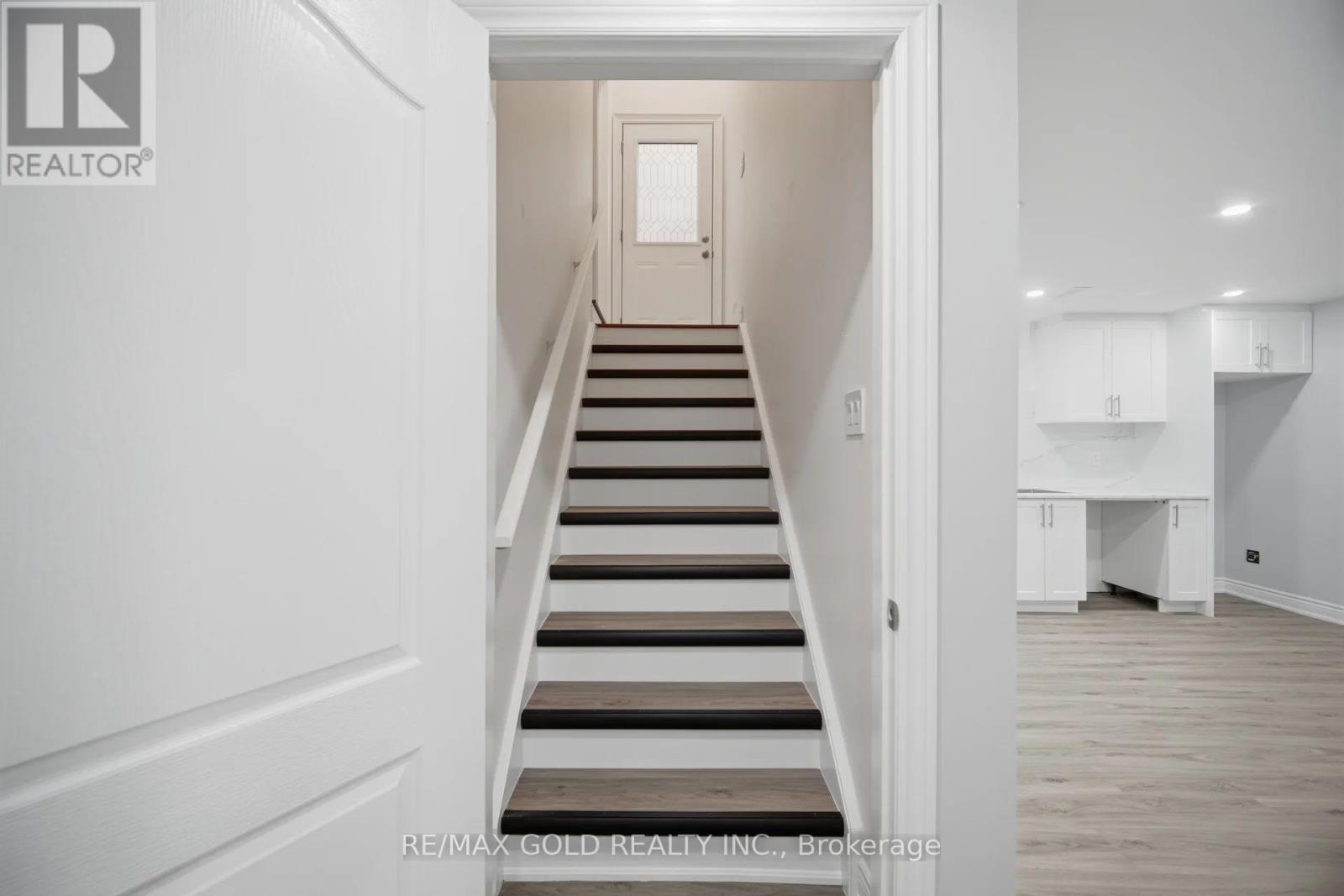 11 Sinatra Street, Brampton, Ontario  L6R 4B3 - Photo 28 - W12955394