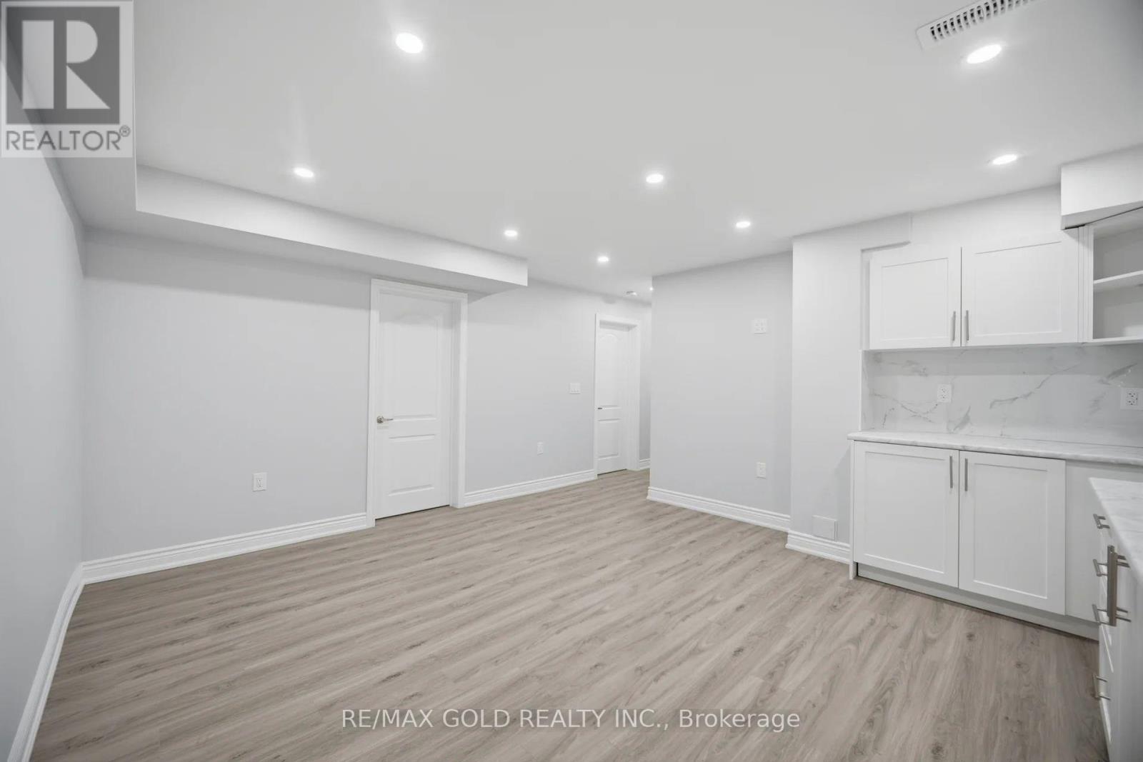 11 Sinatra Street, Brampton, Ontario  L6R 4B3 - Photo 31 - W12955394