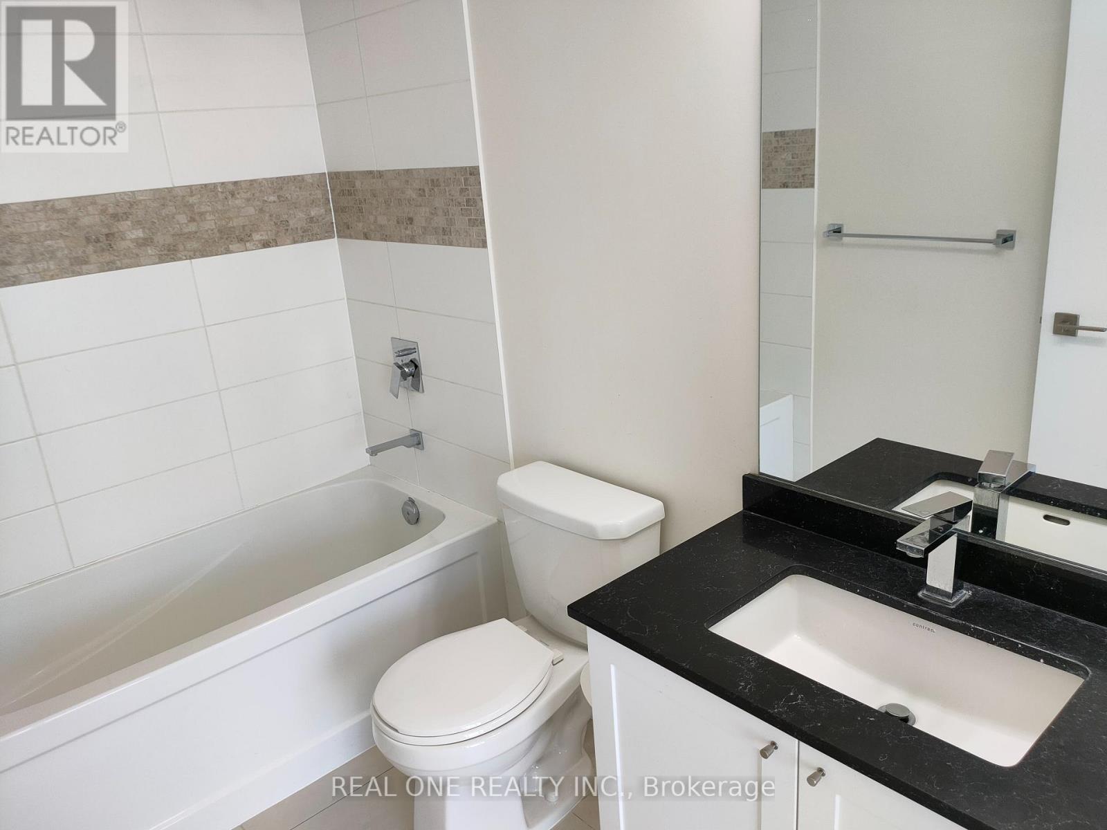 3207 - 4011 Brickstone Mews, Mississauga, Ontario  L5B 0J7 - Photo 18 - W12955458