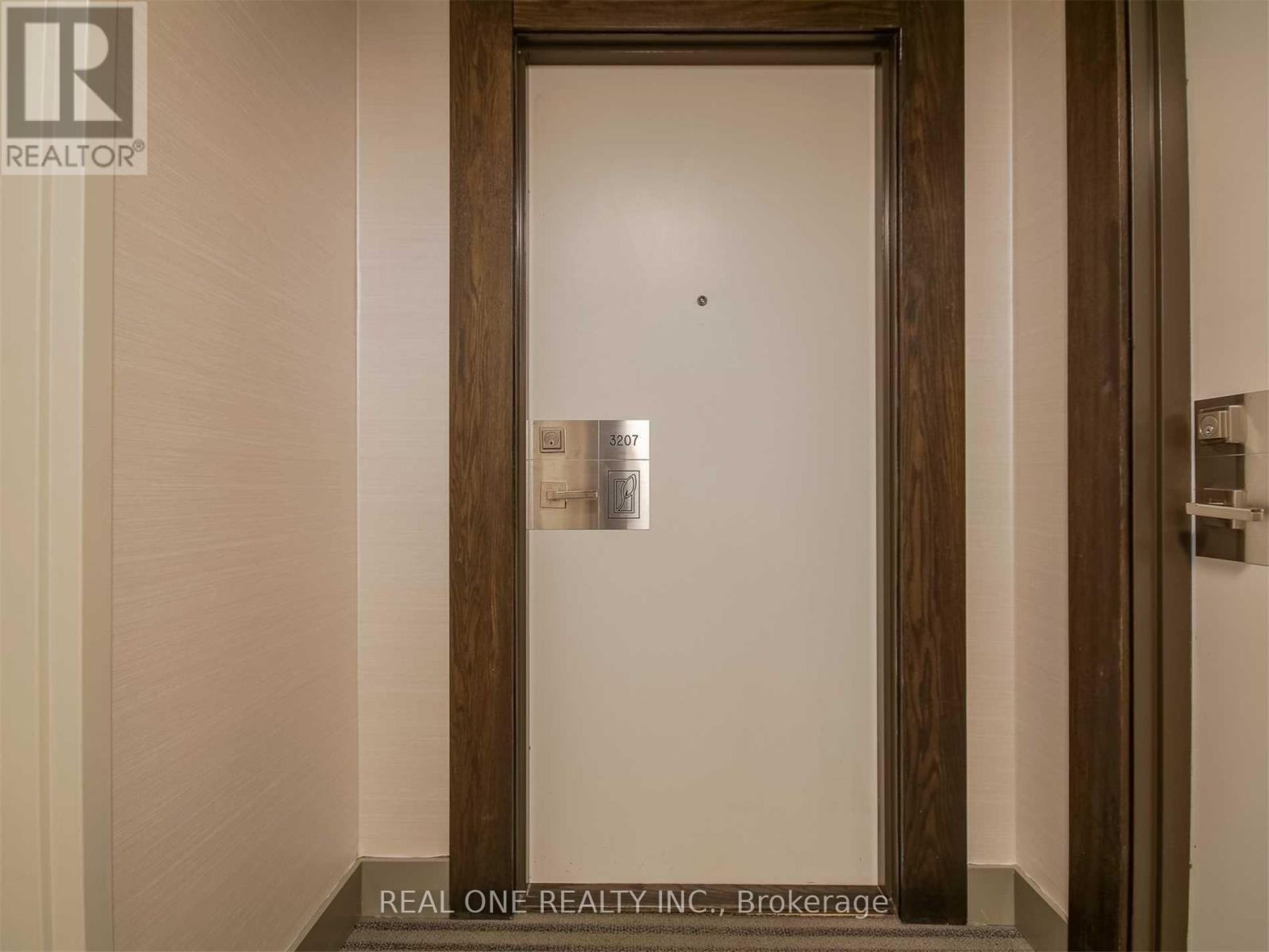 3207 - 4011 Brickstone Mews, Mississauga, Ontario  L5B 0J7 - Photo 9 - W12955458