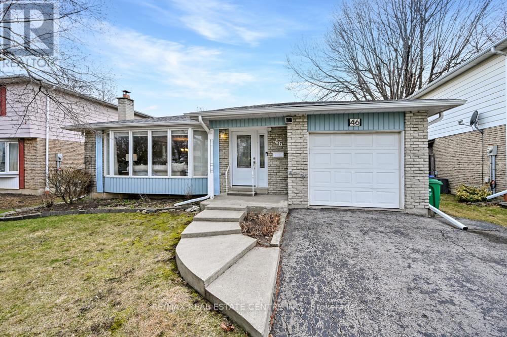 46 Grassington Crescent, Brampton, Ontario  L6S 1Z6 - Photo 2 - W12955442