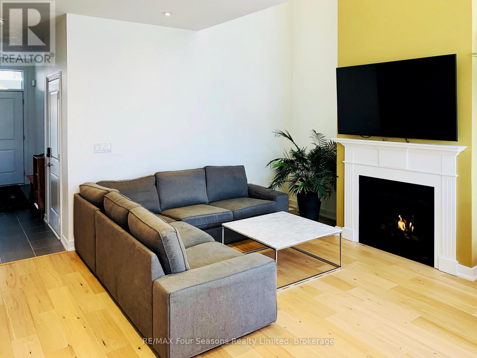 42 Lett Avenue, Collingwood, Ontario  L9Y 0X5 - Photo 8 - S12372860