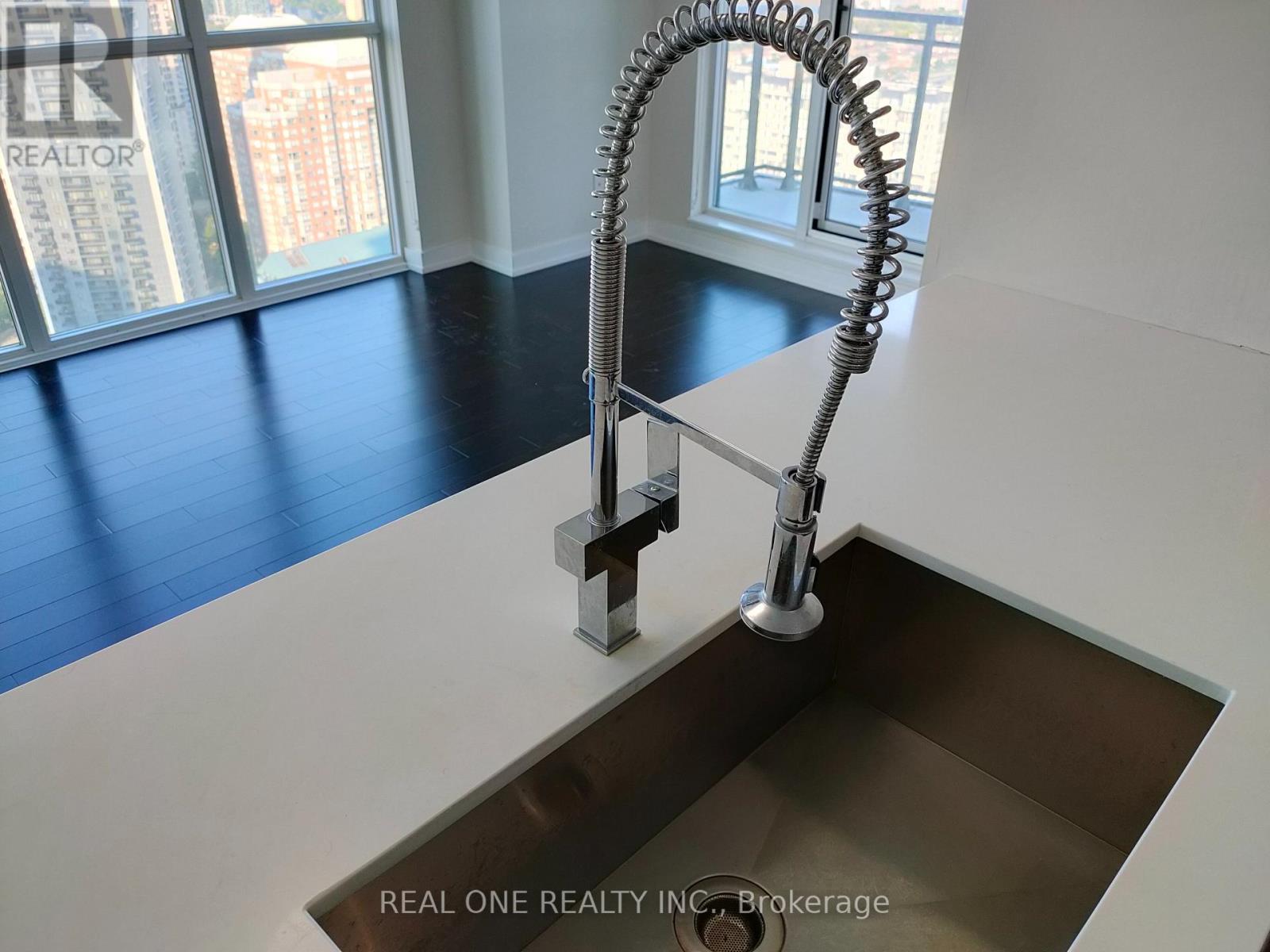 3207 - 4011 Brickstone Mews, Mississauga, Ontario  L5B 0J7 - Photo 15 - W12955458