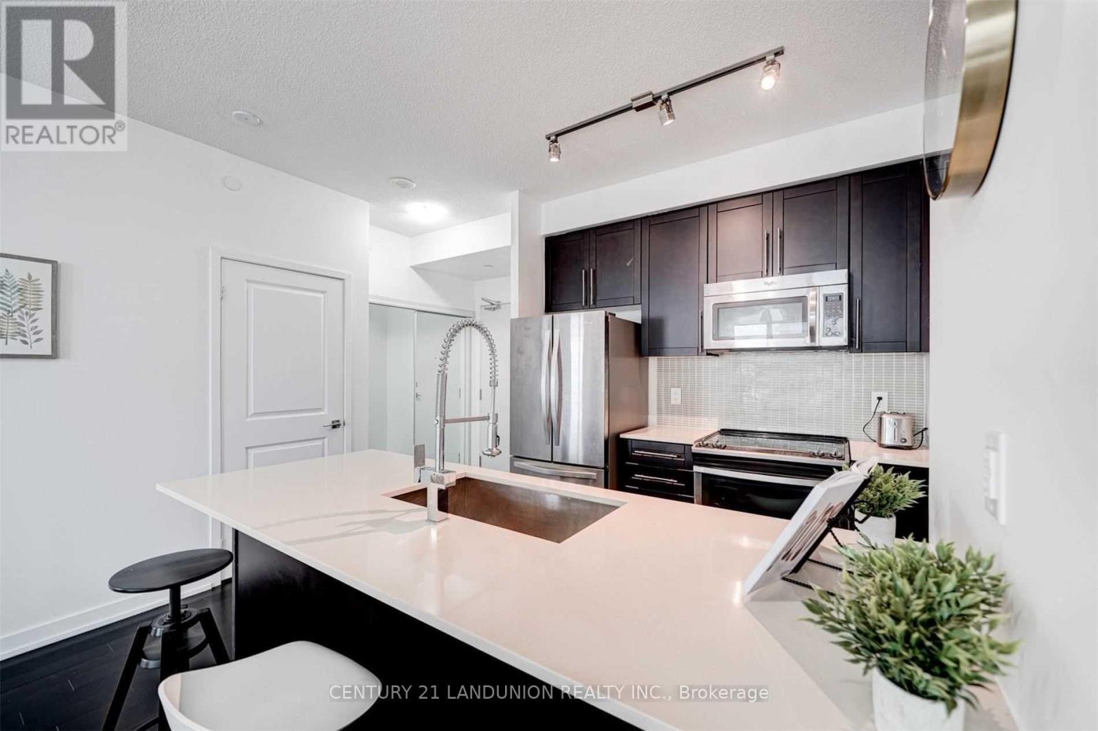 2709 - 4011 Brickstone Mews, Mississauga, Ontario  L5B 0J7 - Photo 13 - W12955492