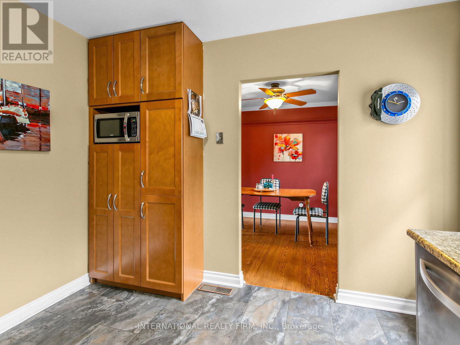 5 Castlebar Road, Toronto, Ontario  M8Z 2J4 - Photo 14 - W12955504