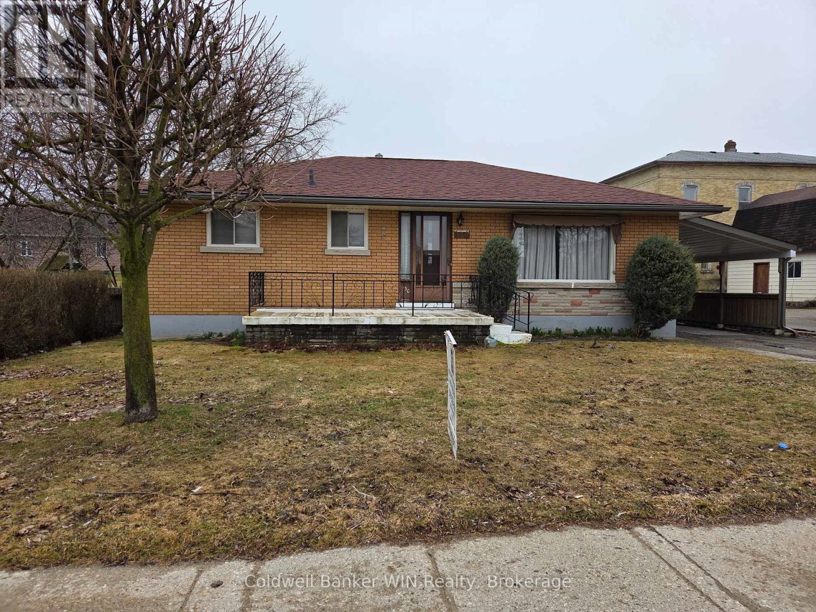 130 KING STREET E, Wellington North, Ontario