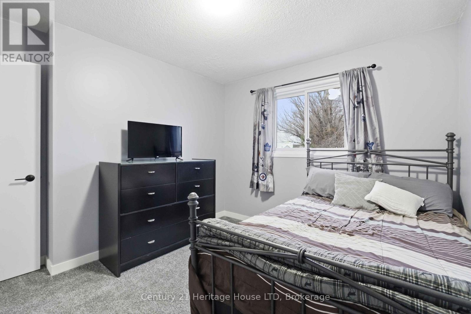 21 Justina Court, Welland, Ontario  L3C 7E4 - Photo 11 - X12955560