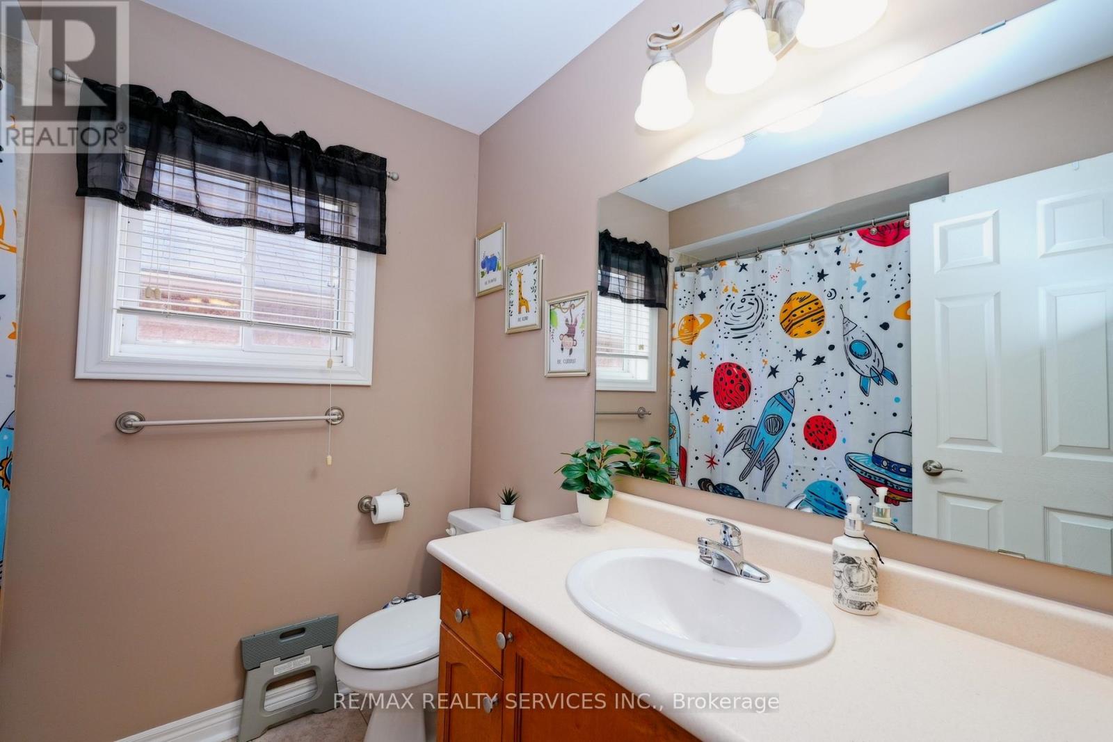 32 Ashdale Road, Brampton, Ontario  L6Y 5M7 - Photo 31 - W12955484