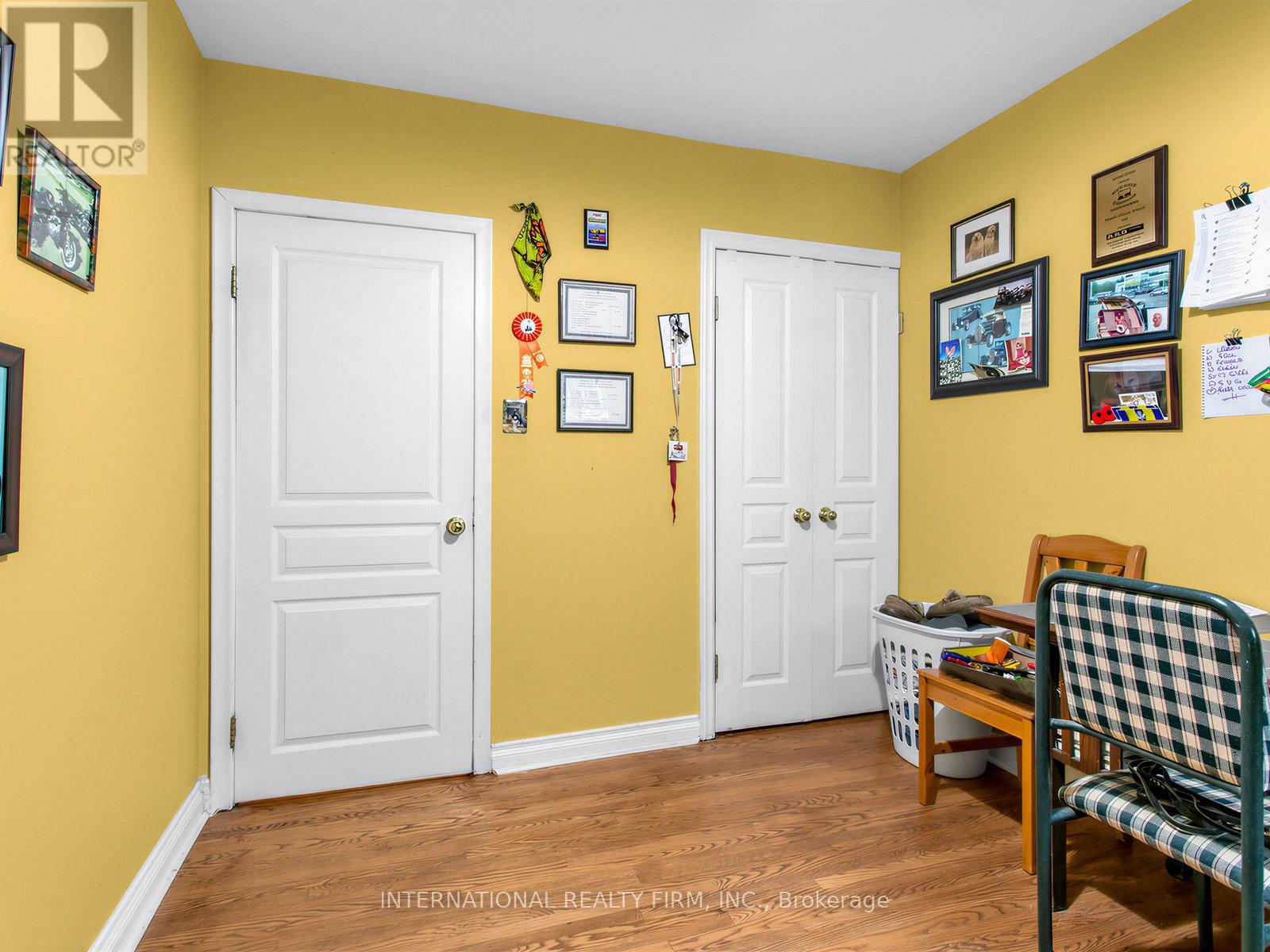 5 Castlebar Road, Toronto, Ontario  M8Z 2J4 - Photo 20 - W12955504