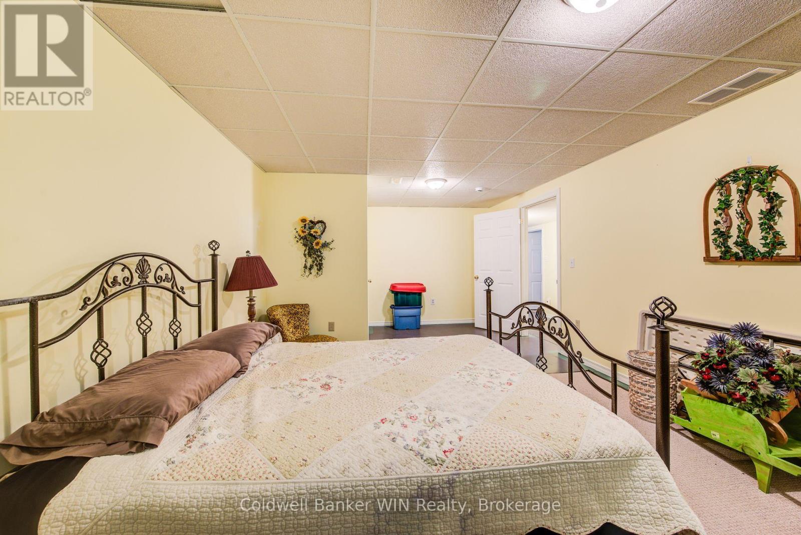 190 Sarah Road, Wellington North, Ontario  N0G 2L2 - Photo 37 - X12924022