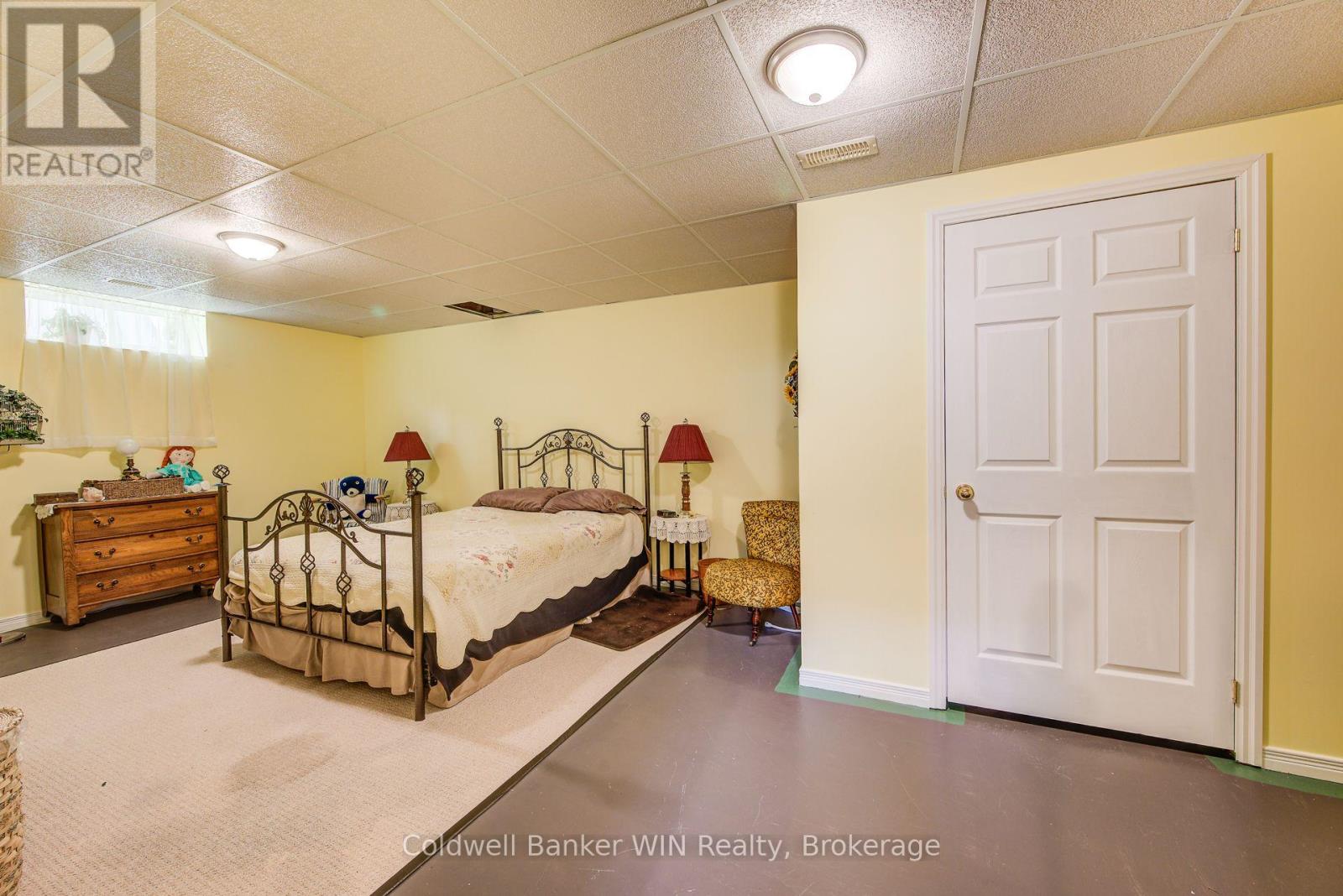 190 Sarah Road, Wellington North, Ontario  N0G 2L2 - Photo 35 - X12924022