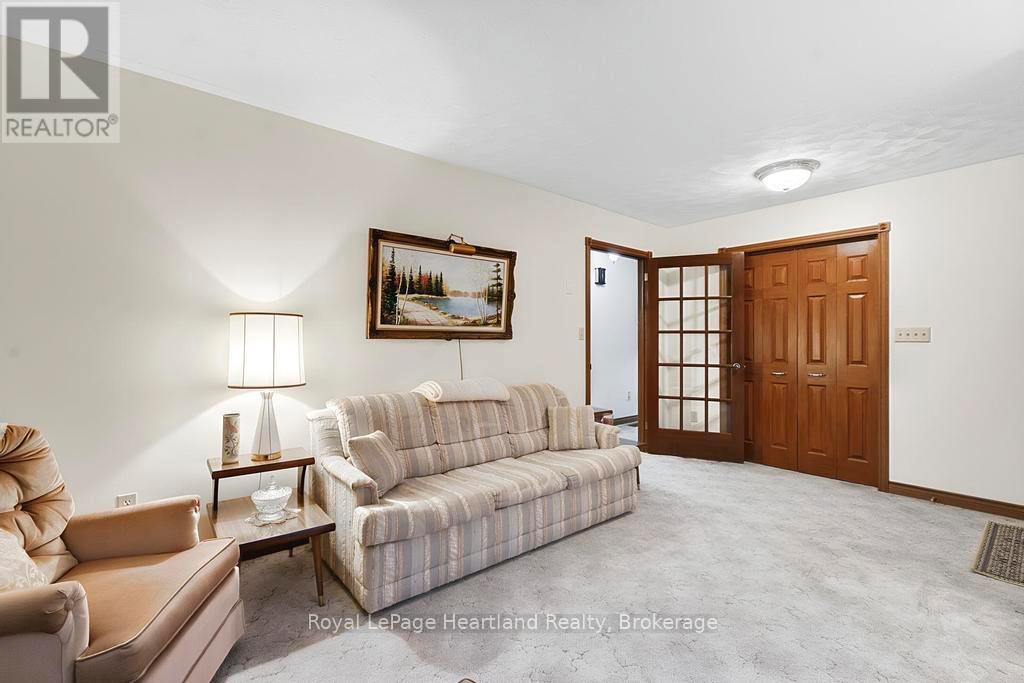 146 Princess Street W, Central Huron, Ontario  N0M 1L0 - Photo 13 - X12955578