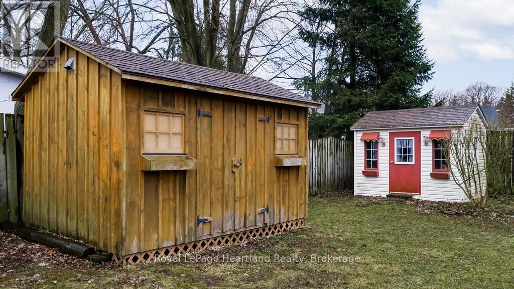 146 Princess Street W, Central Huron, Ontario  N0M 1L0 - Photo 35 - X12955578