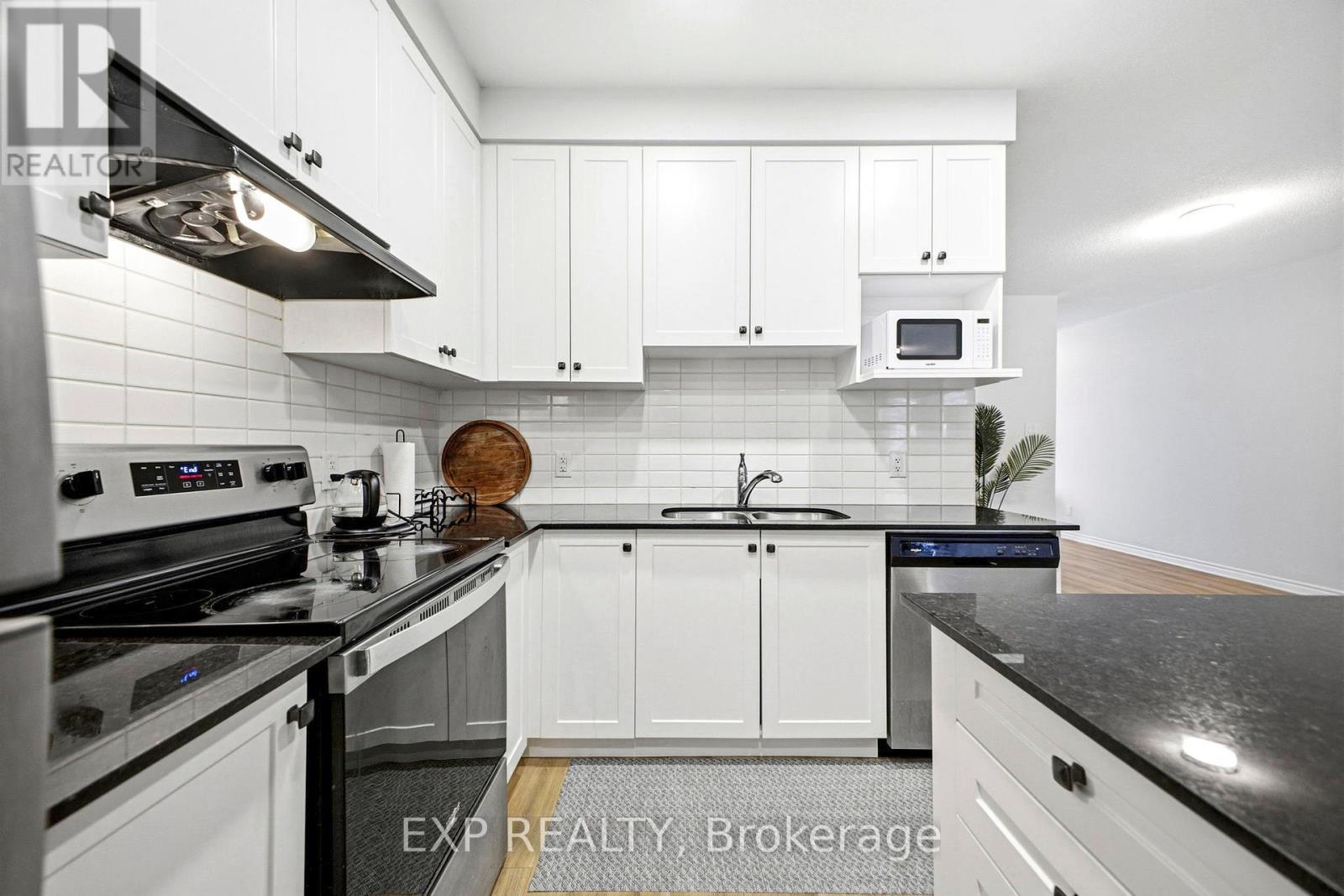 106 Lapland Private, Ottawa, Ontario  K2S 1B6 - Photo 15 - X12959252