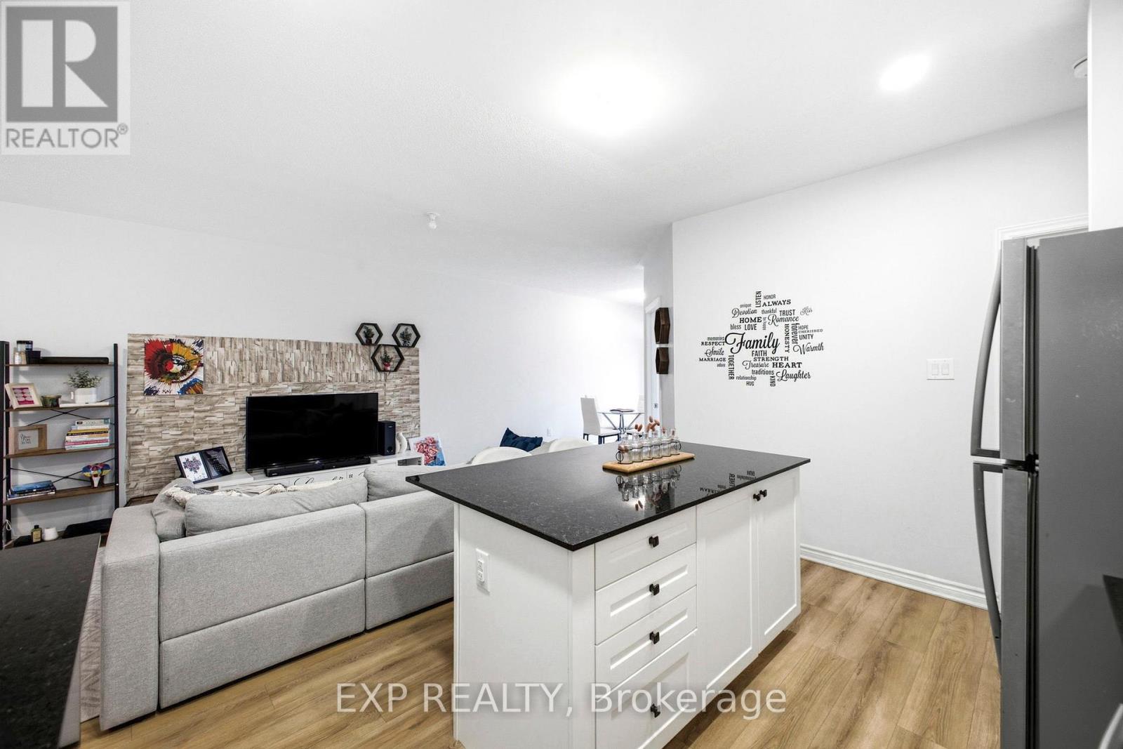 106 Lapland Private, Ottawa, Ontario  K2S 1B6 - Photo 16 - X12959252