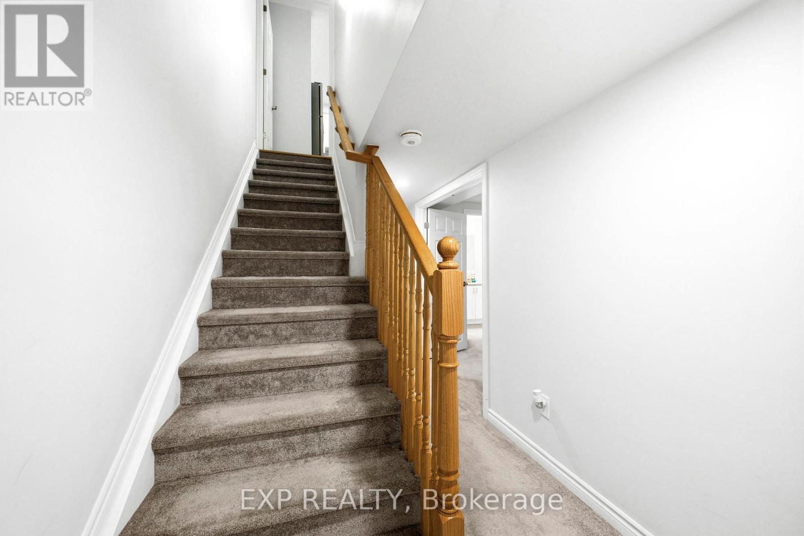 106 Lapland Private, Ottawa, Ontario  K2S 1B6 - Photo 27 - X12959252