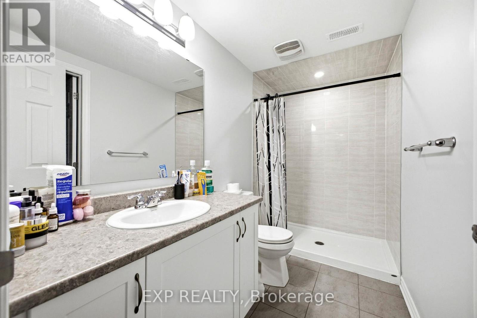 106 Lapland Private, Ottawa, Ontario  K2S 1B6 - Photo 33 - X12959252