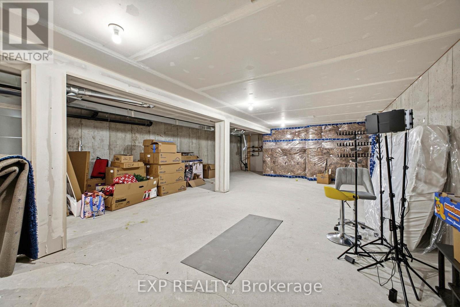 106 Lapland Private, Ottawa, Ontario  K2S 1B6 - Photo 34 - X12959252