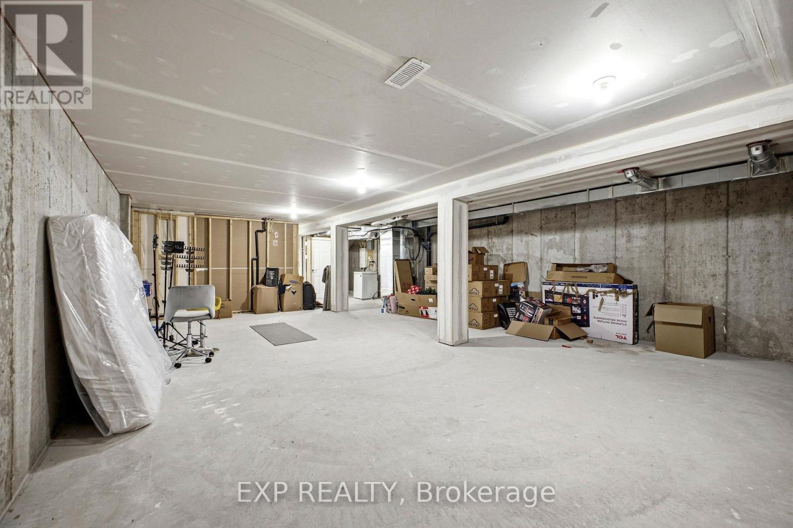 106 Lapland Private, Ottawa, Ontario  K2S 1B6 - Photo 35 - X12959252