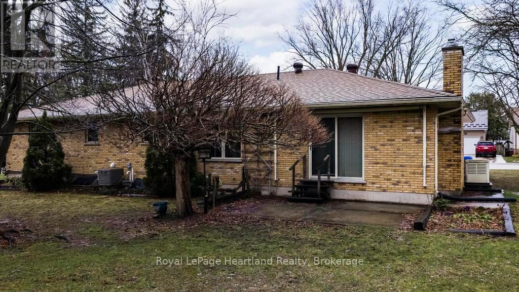 146 Princess Street W, Central Huron, Ontario  N0M 1L0 - Photo 32 - X12955578