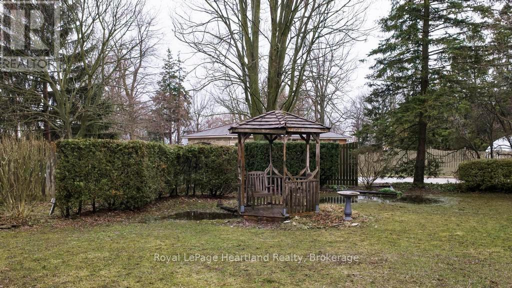 146 Princess Street W, Central Huron, Ontario  N0M 1L0 - Photo 34 - X12955578