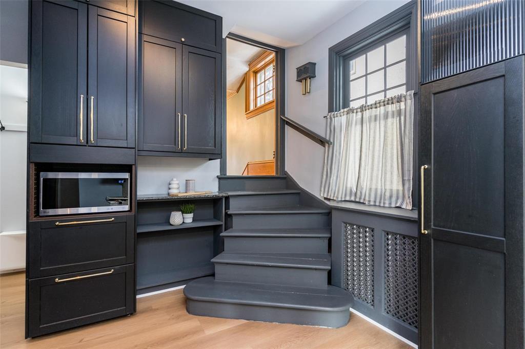 244 Elm Street, Winnipeg, Manitoba  R3M 3P2 - Photo 17 - 202606323