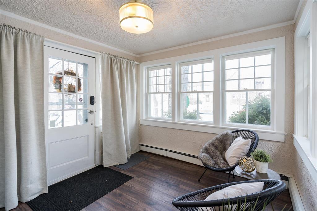 244 Elm Street, Winnipeg, Manitoba  R3M 3P2 - Photo 2 - 202606323