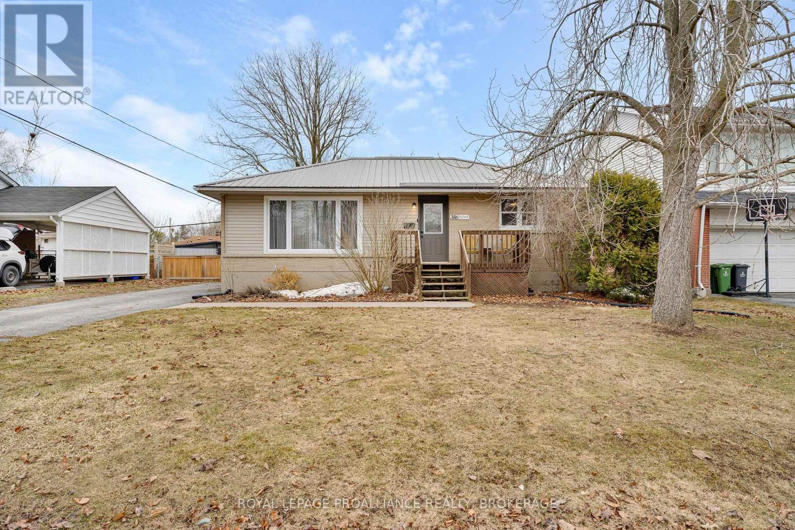 386 Mcewen Drive, Kingston, Ontario  K7M 3W3 - Photo 2 - X12955400