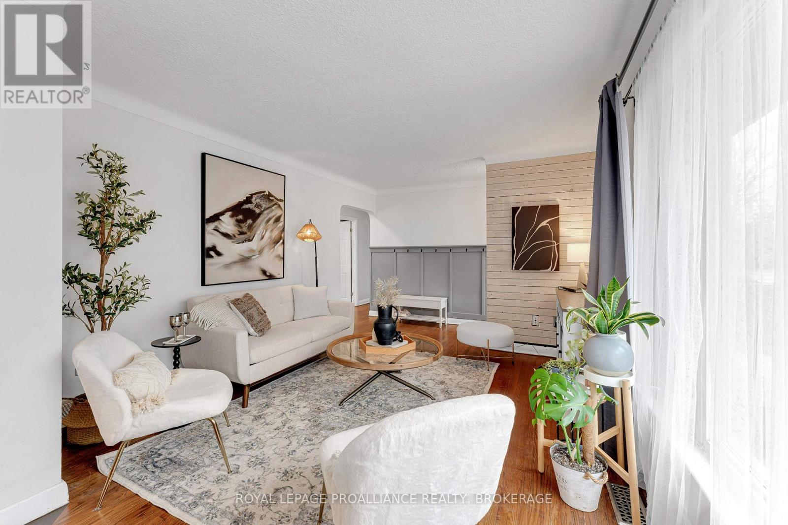 386 Mcewen Drive, Kingston, Ontario  K7M 3W3 - Photo 7 - X12955400