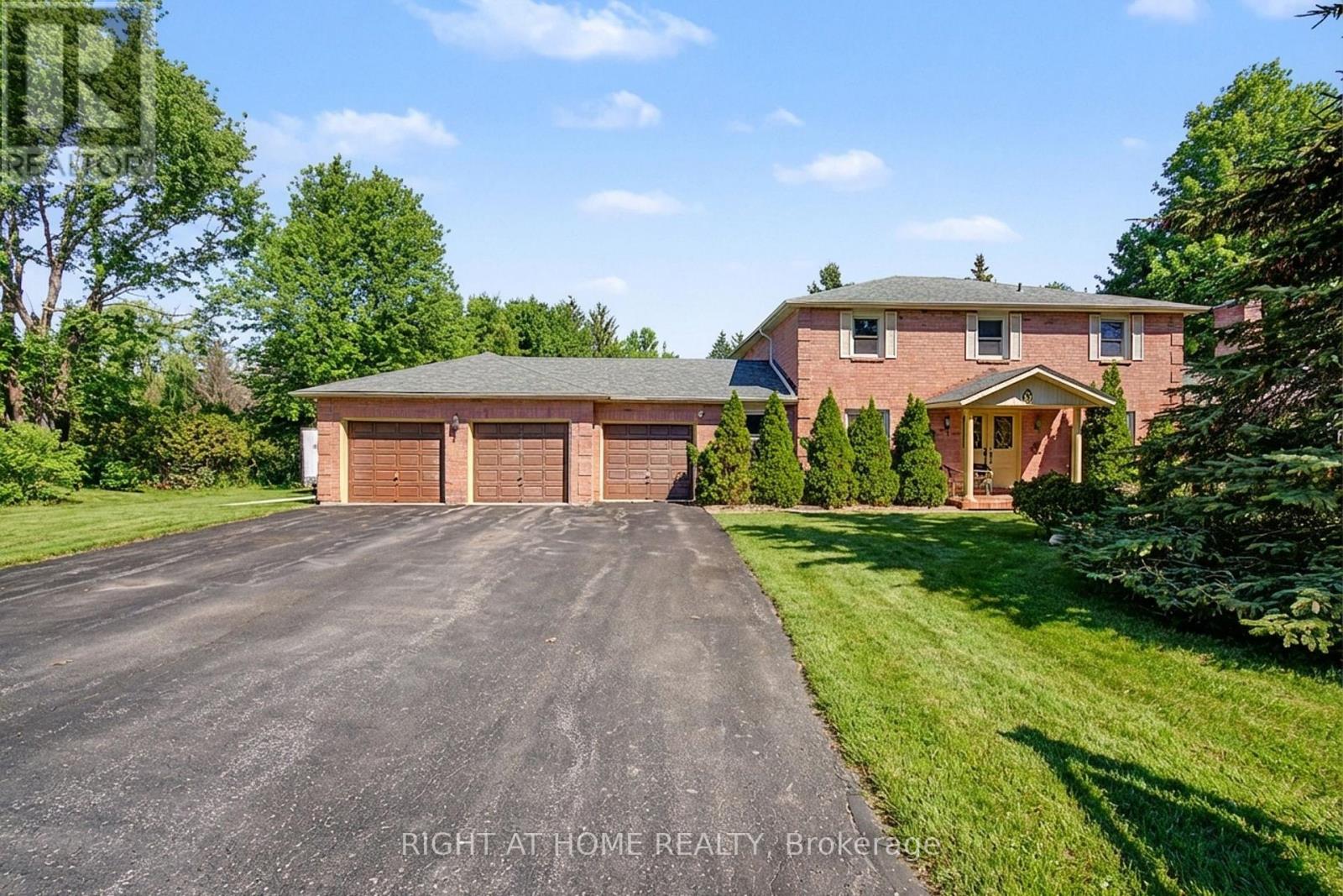 9 LADY DIANA COURT, Whitchurch-Stouffville, Ontario