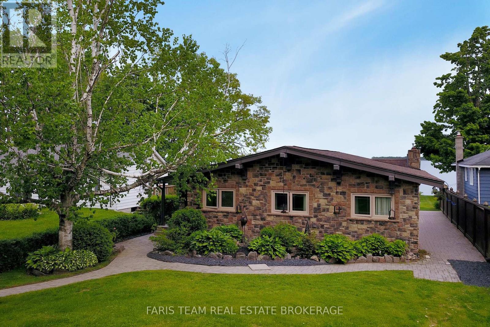 3 Greenwood Forest Road, Oro-Medonte, Ontario  L0L 2E0 - Photo 4 - S12959272