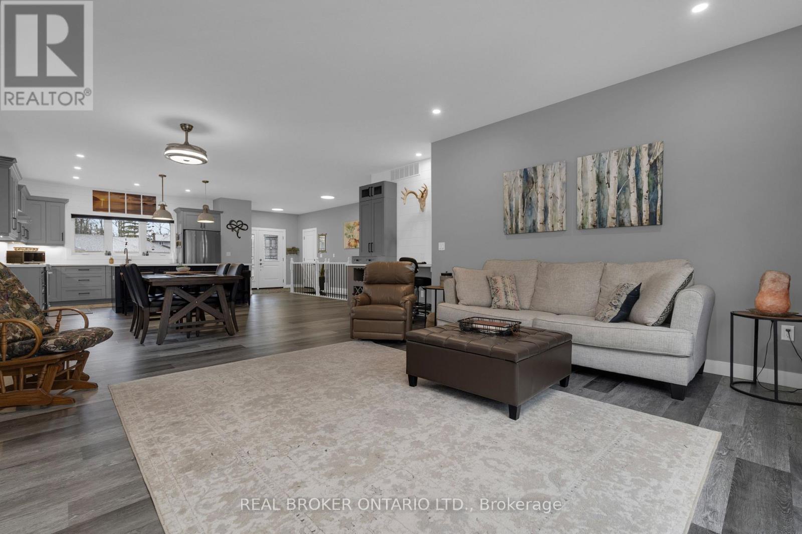 46 Brick Pond Road, Severn (Coldwater), Ontario  L0K 1E0 - Photo 13 - S12959280