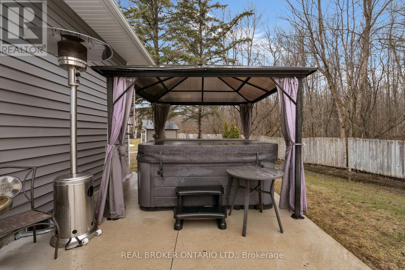 46 Brick Pond Road, Severn (Coldwater), Ontario  L0K 1E0 - Photo 17 - S12959280