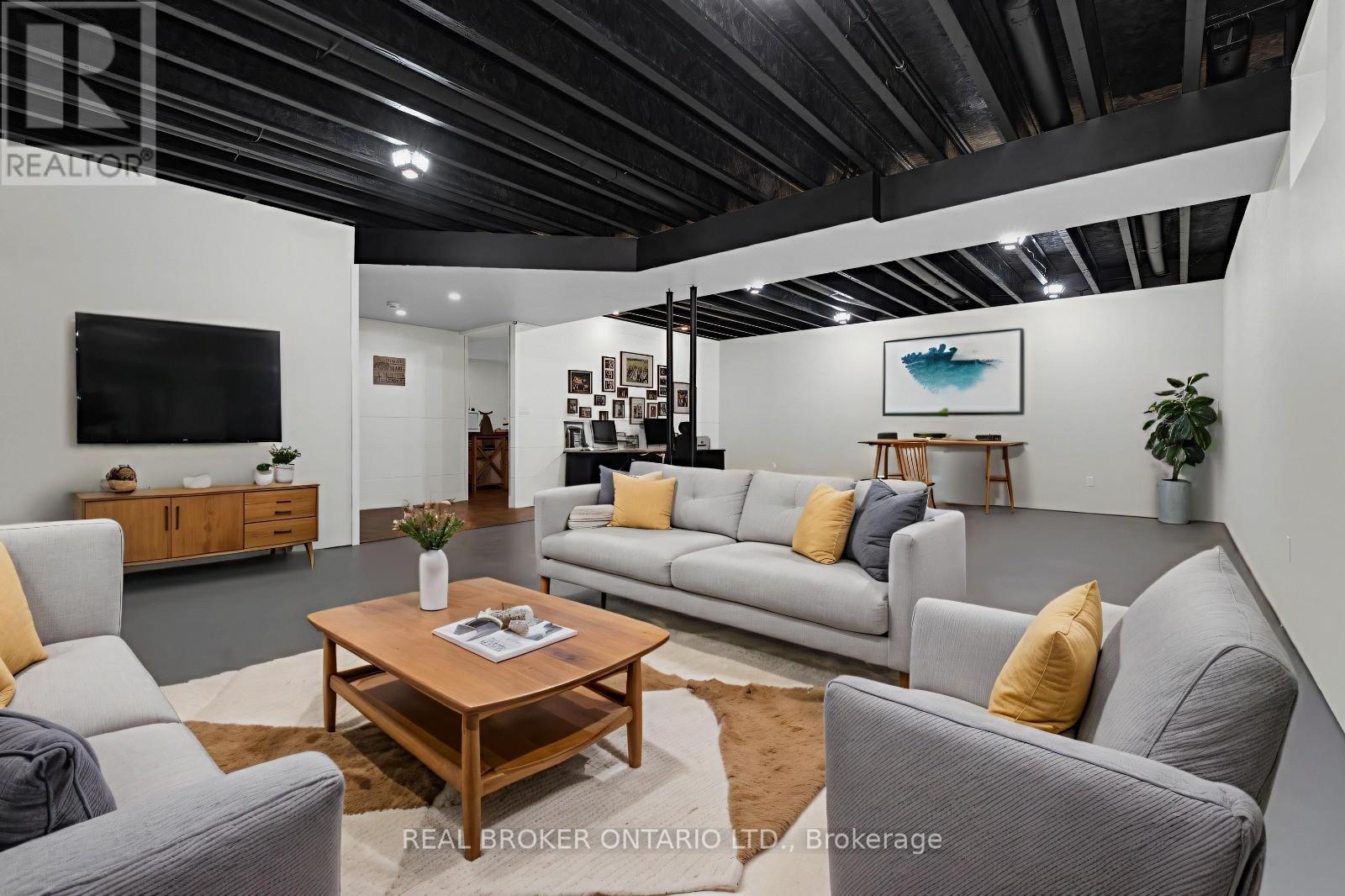 46 Brick Pond Road, Severn (Coldwater), Ontario  L0K 1E0 - Photo 34 - S12959280