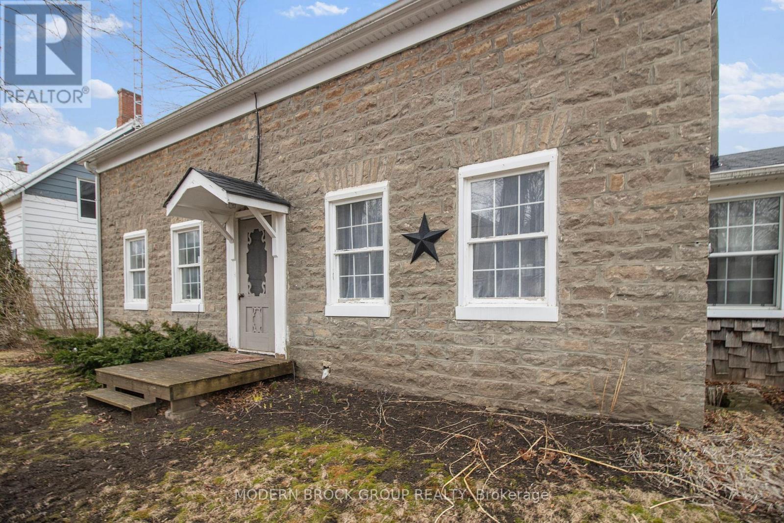 9358 Greenbush Road, Elizabethtown-Kitley, Ontario  K0E 1A0 - Photo 2 - X12955522