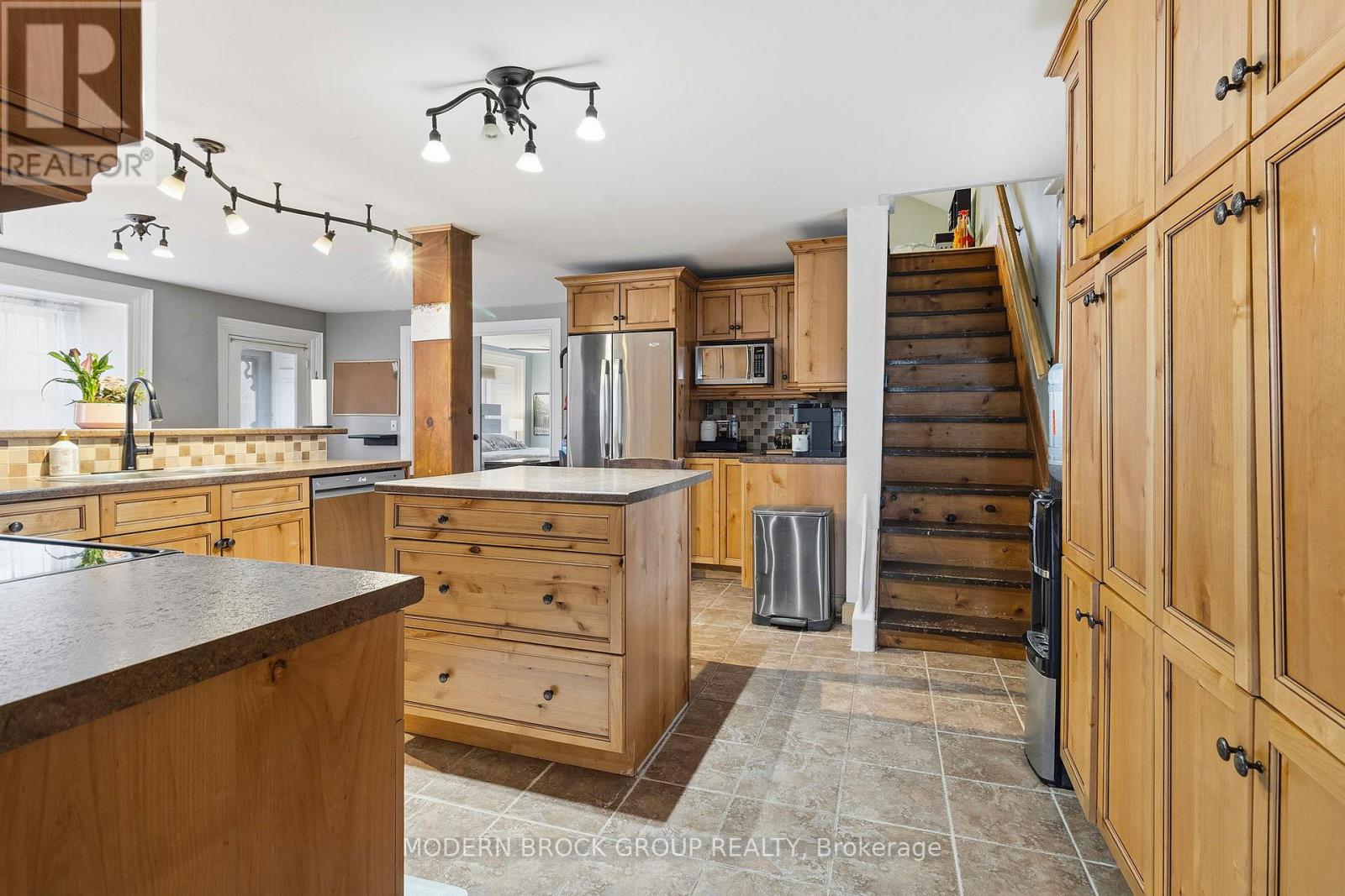 9358 Greenbush Road, Elizabethtown-Kitley, Ontario  K0E 1A0 - Photo 7 - X12955522